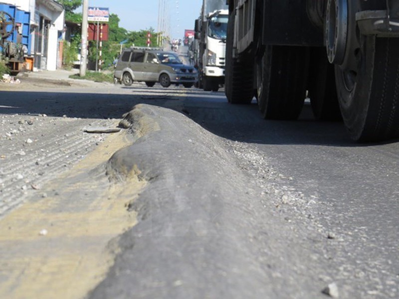 Bộ trưởng Đinh La Thăng: “Không có xe đi lại thì làm đường làm gì?” - ảnh 1