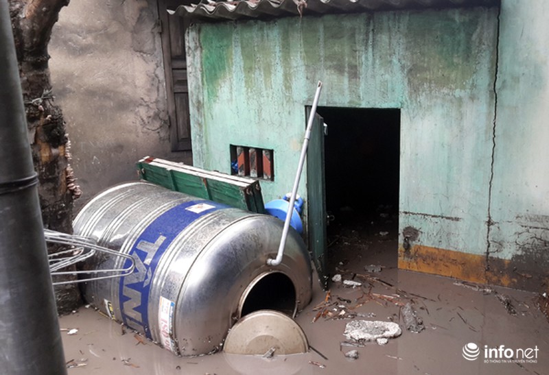 Quảng Ninh: Vượt núi đi vào