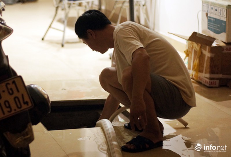 Hà Nội: Người dân phải mua nước từ... xe rửa đường với giá đắt đỏ - ảnh 4