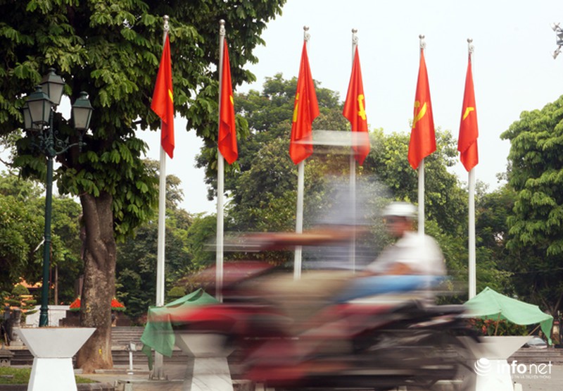 Hà Nội rực rỡ cờ hoa chào đón Quốc khánh 2/9 - ảnh 2