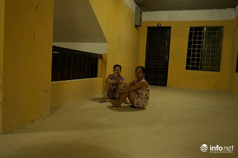 Cận cảnh nhà ở tạm của người dân khu 107 Trần Hưng Đạo - ảnh 1