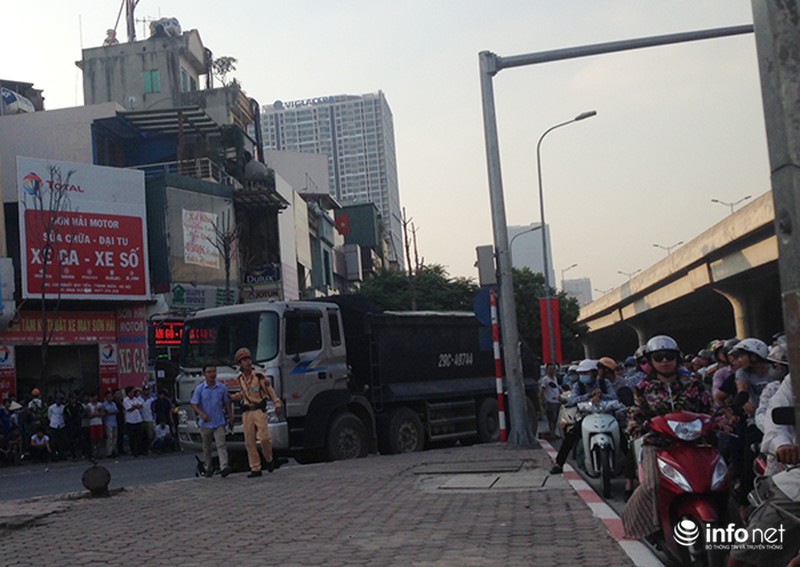 Chạy tốc độ cao, xe