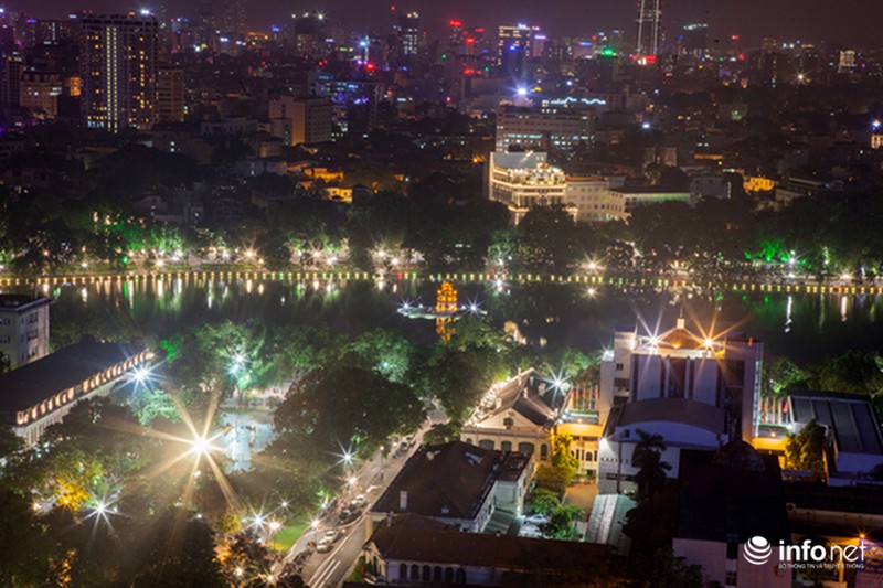 Ngắm Hà Nội lung linh lúc lên đèn - ảnh 2
