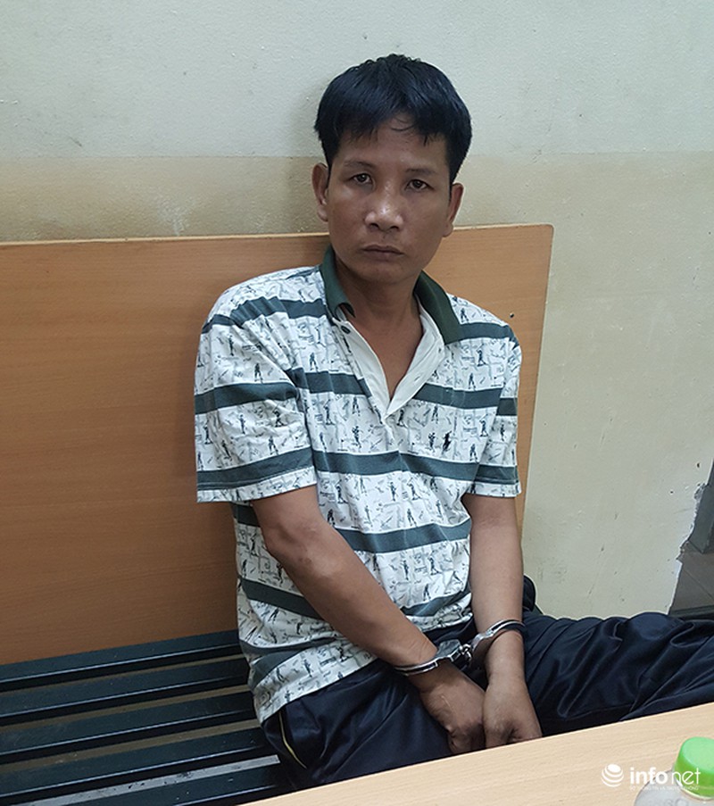 Chiêu cắt băng dính, bê cả thùng hàng trên xe máy chờ đèn đỏ của siêu trộm - ảnh 1