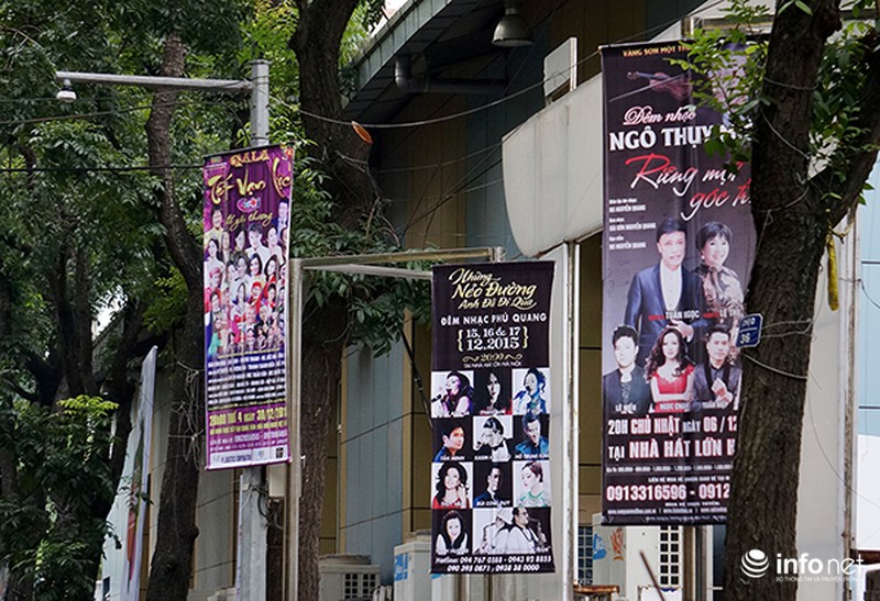 Phun sơn thông báo vi phạm lên panô quảng cáo khắp đường phố Hà Nội - ảnh 12