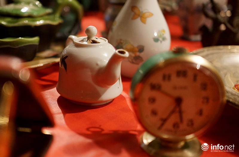 Những kỷ vật làm ký ức xưa ùa về với bao người Hà Nội - ảnh 11