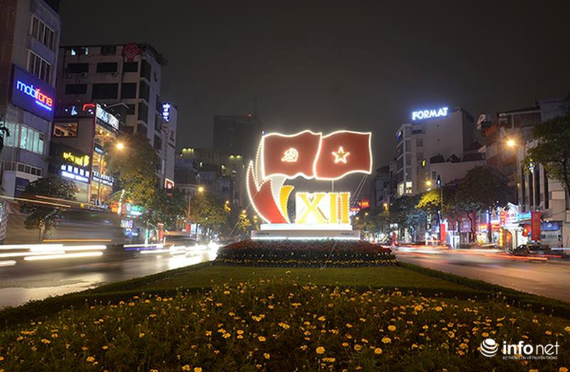 Đường phố trang hoàng chào mừng Đại hội Đảng khoá 12 - ảnh 9