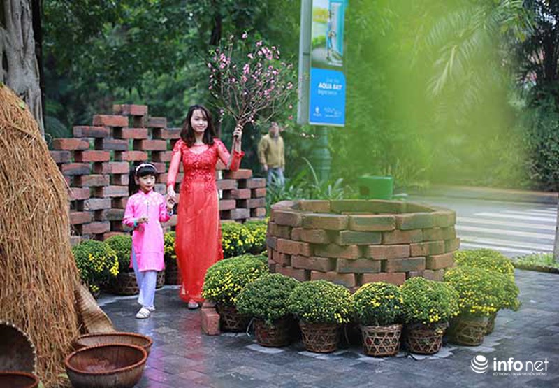 Thiếu nữ Hà Thành đẹp mê hồn trong trang phục truyền thống ngày Tết - ảnh 3