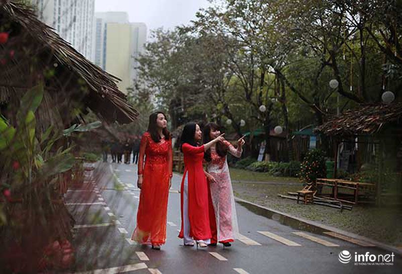 Thiếu nữ Hà Thành đẹp mê hồn trong trang phục truyền thống ngày Tết - ảnh 7