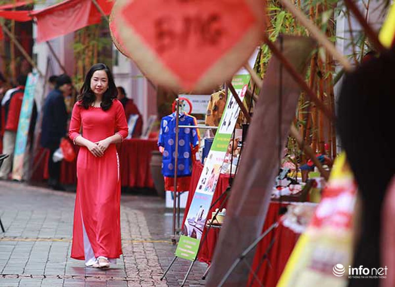 Thiếu nữ Hà Thành đẹp mê hồn trong trang phục truyền thống ngày Tết - ảnh 8