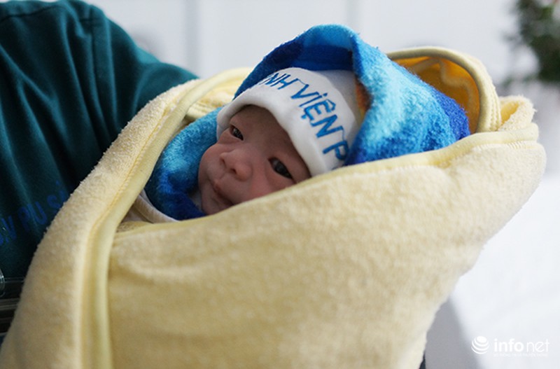 Chuyện những người chào đón công dân đầu tiên của năm mới - ảnh 8