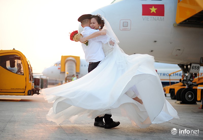 Bộ ảnh cưới độc đáo của nữ phi công xinh đẹp trong ngày 8/3 - ảnh 7