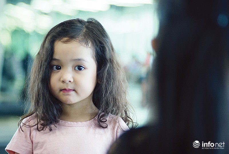 Bên trong các lớp đào tạo người mẫu nhí - ảnh 1