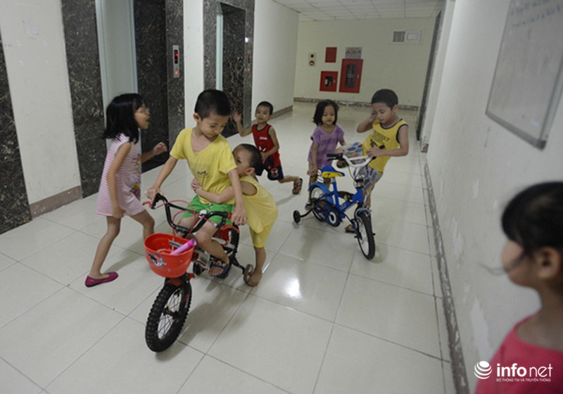 Trẻ em Hà Nội thiếu thốn sân chơi - ảnh 5