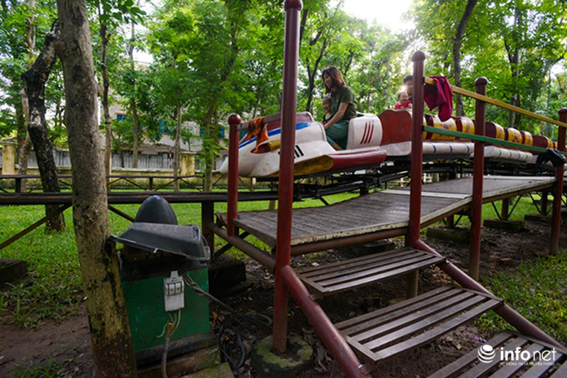 Trẻ em Hà Nội thiếu thốn sân chơi - ảnh 7