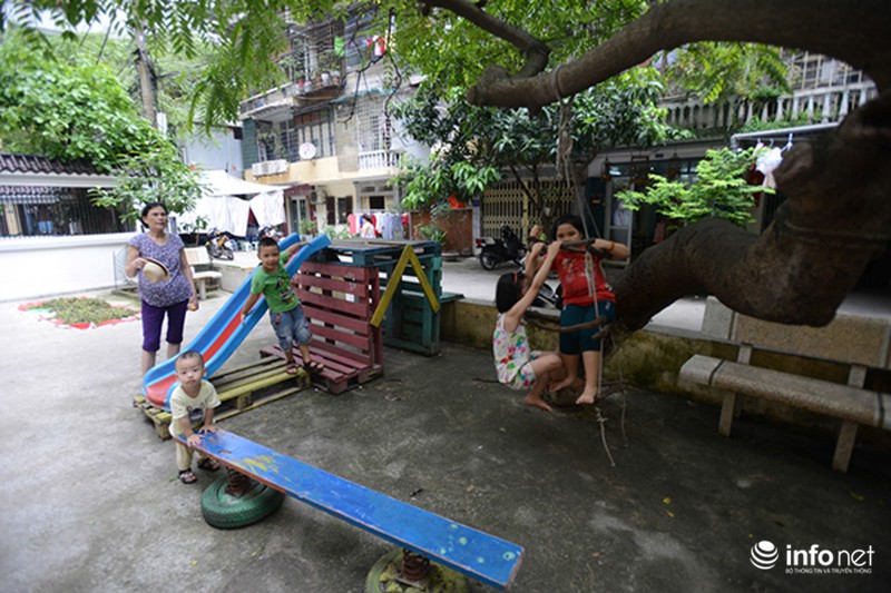 Trẻ em Hà Nội thiếu thốn sân chơi - ảnh 9
