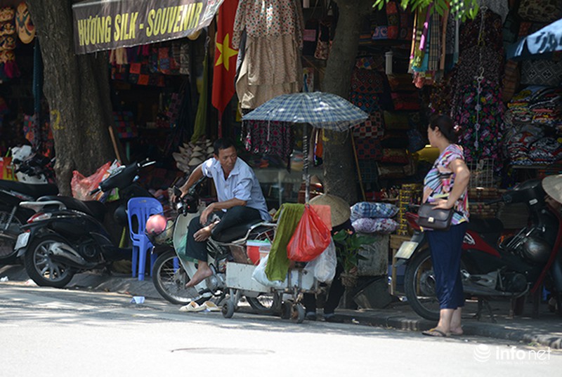 Người dân Hà Nội đối mặt với đợt nắng nóng nhất từ đầu hè - ảnh 3