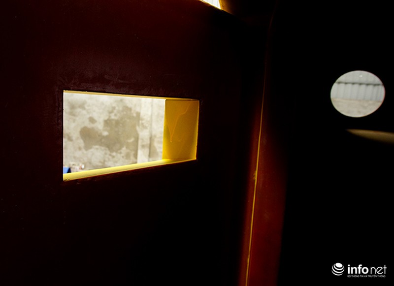 Cận cảnh mẫu xe bọc thép tự chế