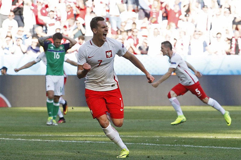 Trận đầu tiên cách biệt 2 bàn dành cho Đức, Ba Lan đánh dấu mốc lịch sử Euro - ảnh 3