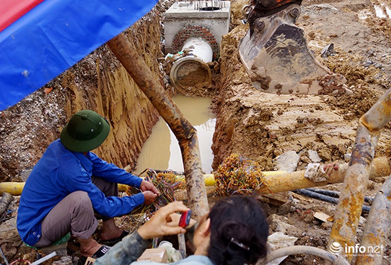 1.500 hộ dân bị mất tín hiệu điện thoại do đào đường ống cống - ảnh 2