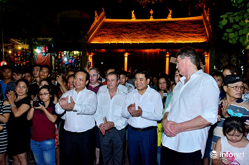 Có một Hồ Gươm rất lạ, đêm qua - ảnh 10