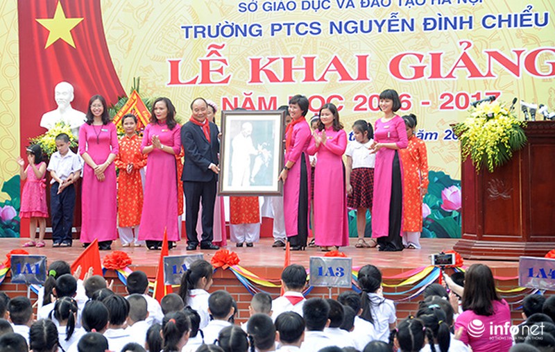 Chủ tịch nước, Thủ tướng dự lễ khai giảng năm học mới - ảnh 6