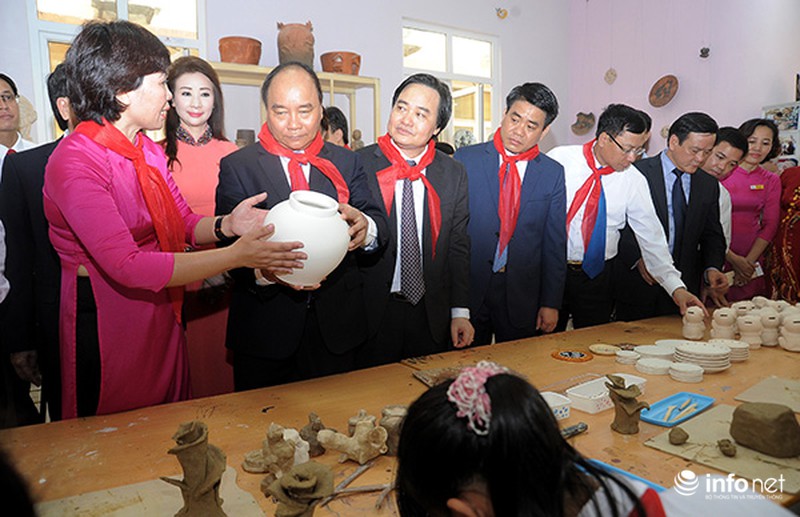 Chủ tịch nước, Thủ tướng dự lễ khai giảng năm học mới - ảnh 7