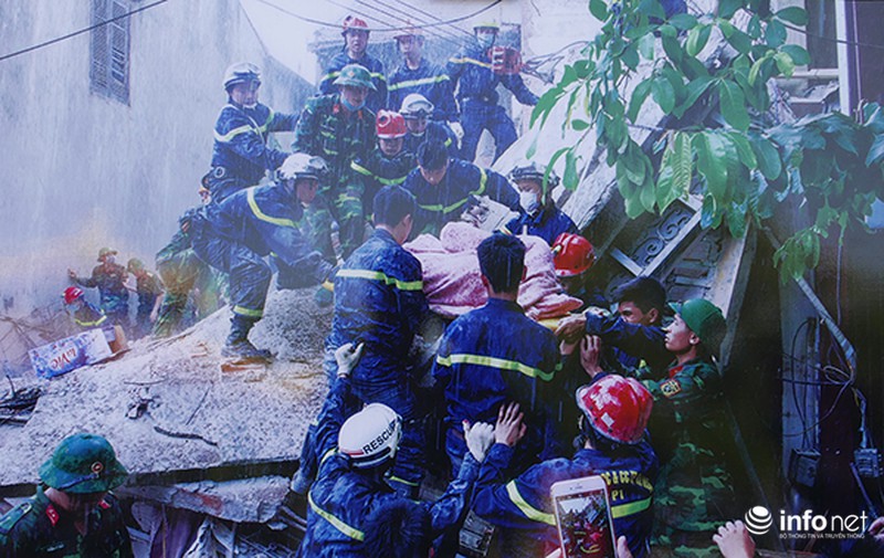 Những hình ảnh cảm động về người lính cứu hỏa và cứu hộ cứu nạn - ảnh 3