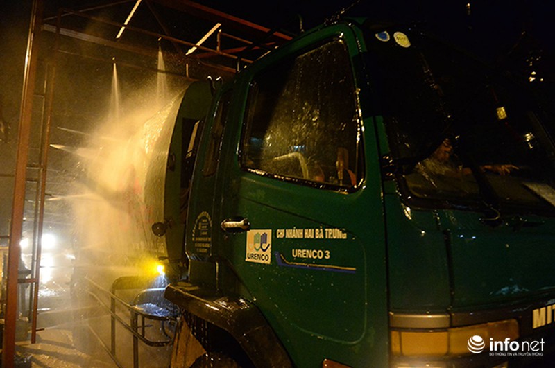 200 tấn cá chết ở Hồ Tây được đưa đi đâu? - ảnh 10