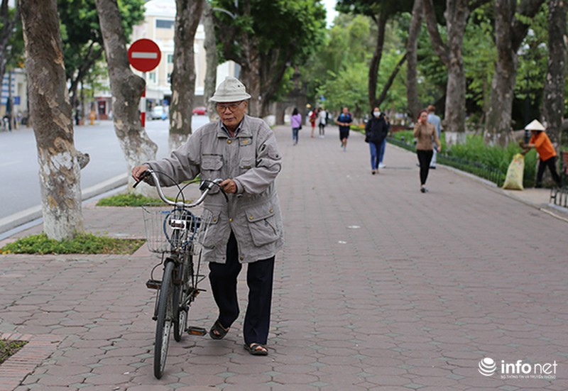 Hà Nội đón đợt rét dài ngày đầu tiên - ảnh 5