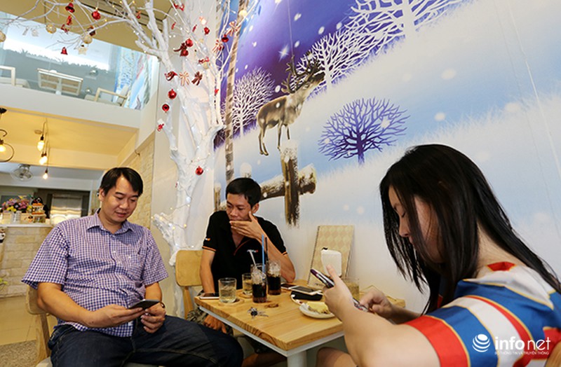Đi uống cafe mùa Noel giữa đất Sài Gòn - ảnh 3