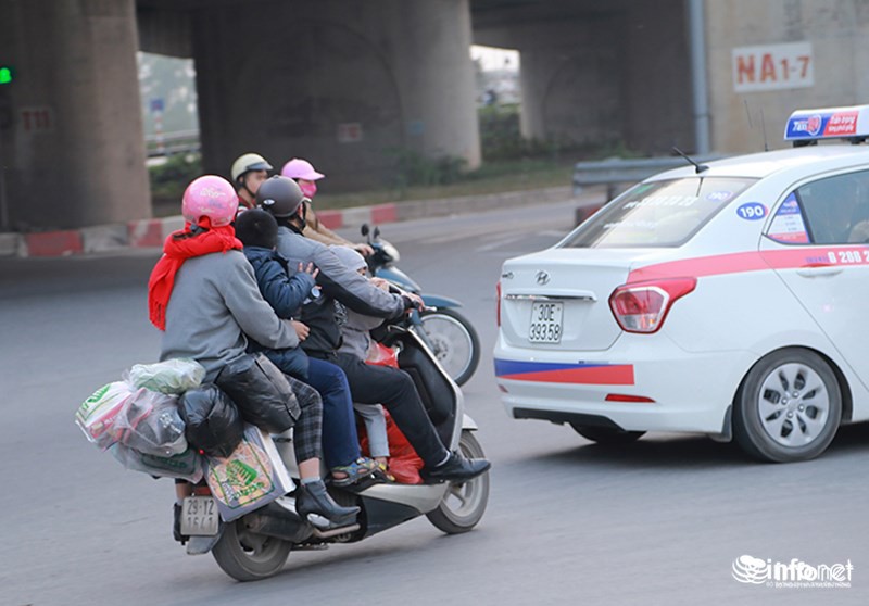 Tiếp tục triển khai các nhiệm vụ về an toàn giao thông - ảnh 1