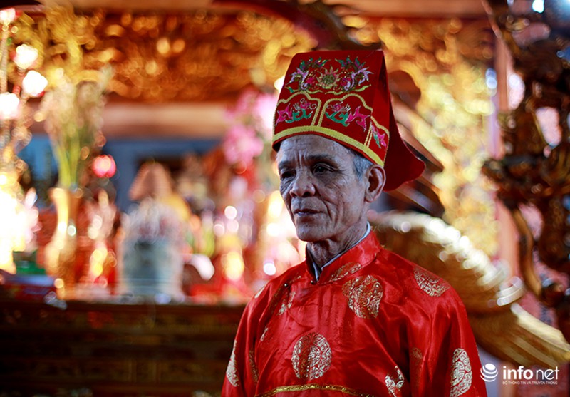 Độc đáo phong tục đầu năm xin lửa về nhà - ảnh 1