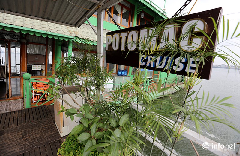 Bên trong du thuyền Hồ Tây sắp bị