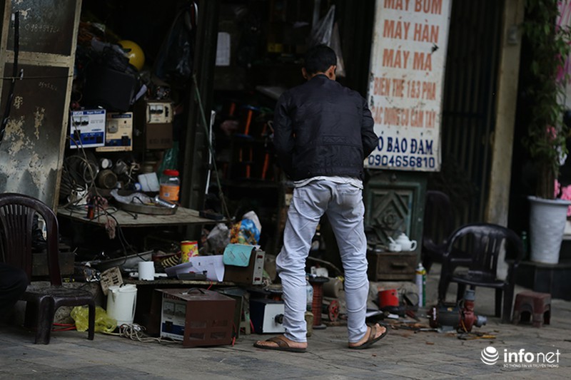 14 đối tượng cụ thể lấn chiếm vỉa hè bị Chủ tịch Nguyễn Đức Chung