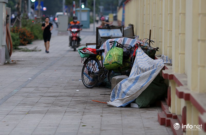 14 đối tượng cụ thể lấn chiếm vỉa hè bị Chủ tịch Nguyễn Đức Chung