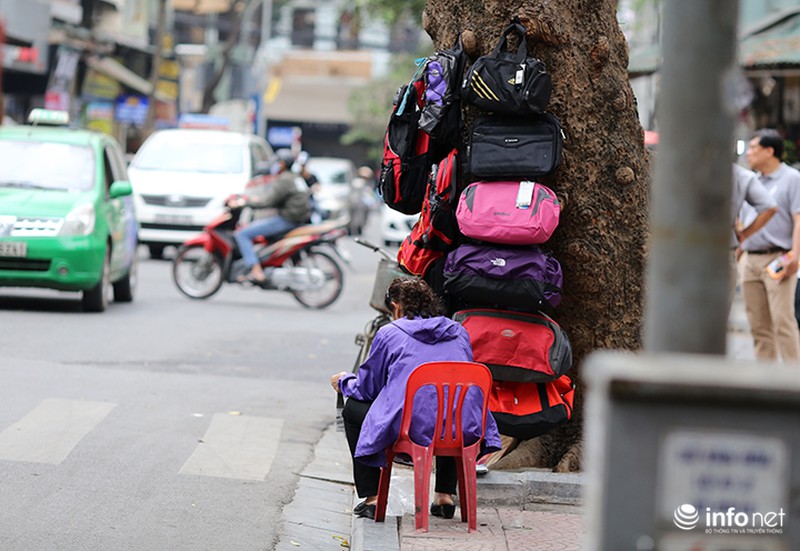 14 đối tượng cụ thể lấn chiếm vỉa hè bị Chủ tịch Nguyễn Đức Chung