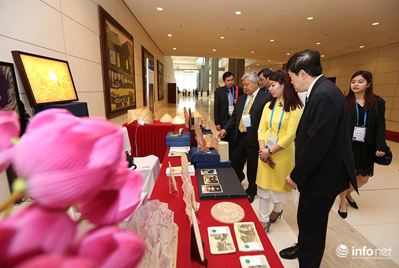 Sản phẩm trúc chỉ Việt Nam thu hút sự chú ý của đại biểu dự APEC - ảnh 1