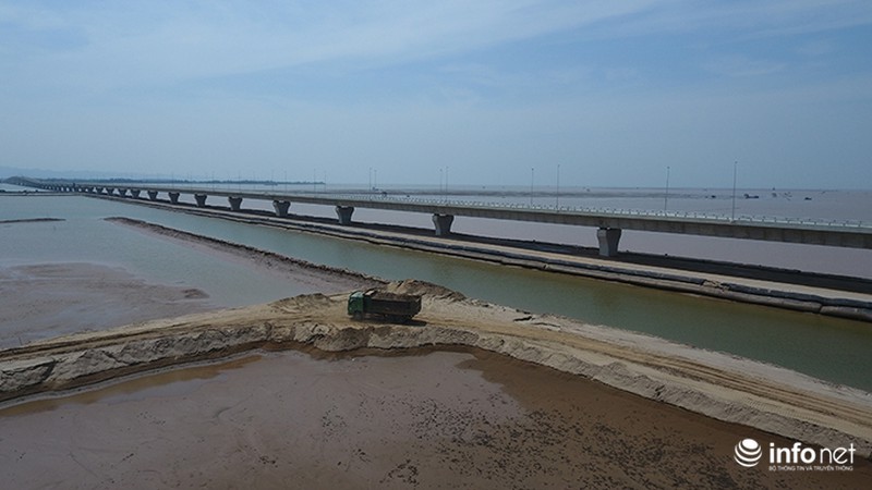 Hình ảnh cầu vượt biển nối Hải Phòng - Cát Hải chuẩn bị đưa vào sử dụng - ảnh 2