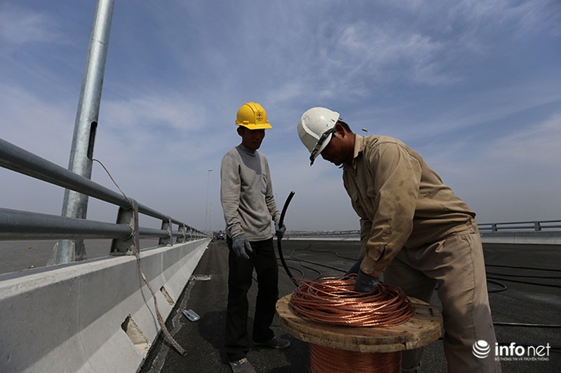 Hình ảnh cầu vượt biển nối Hải Phòng - Cát Hải chuẩn bị đưa vào sử dụng - ảnh 5