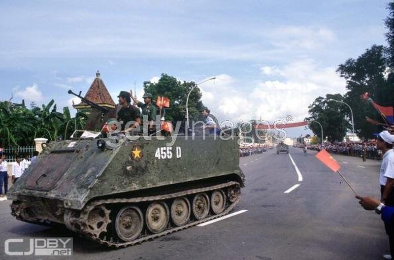 Video, ảnh hiếm quân đội VN rút khỏi Campuchia - ảnh 18