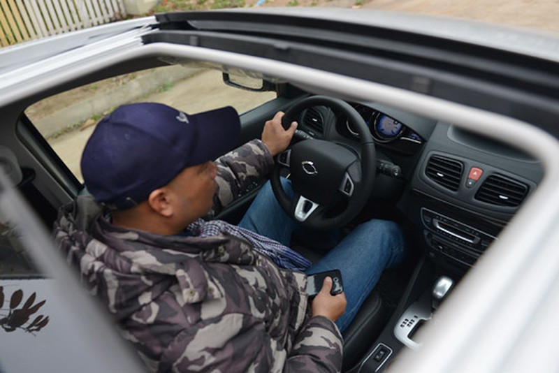 Cảm nhận xe Samsung SM3: Tên Hàn, gốc Nhật, phong cách Pháp - ảnh 12