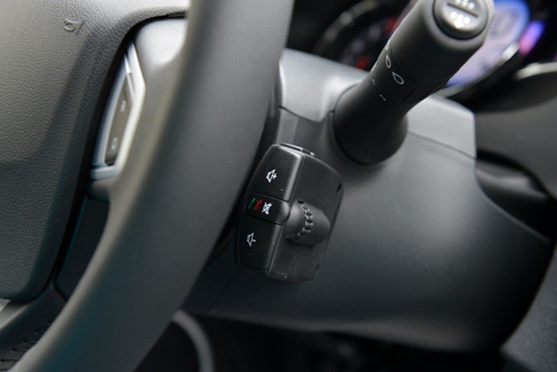 Cảm nhận xe Samsung SM3: Tên Hàn, gốc Nhật, phong cách Pháp - ảnh 25