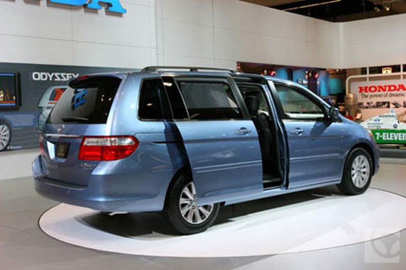 Thế nào là xe Coupe, Crossover, Hatchback, SUV, Cabirolet...? - ảnh 10