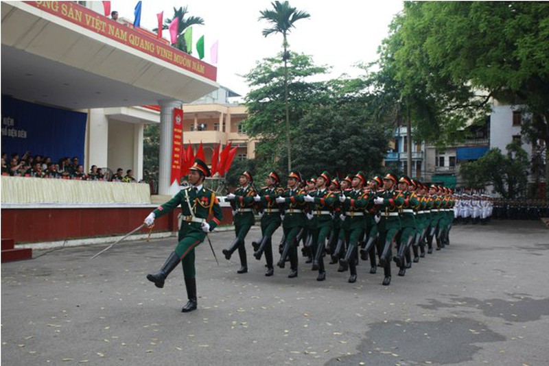 Xem Đoàn Nghi lễ quân đội tổng duyệt chương trình Điện Biên Phủ - ảnh 3
