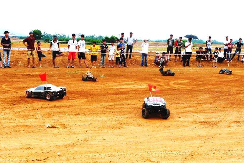 Giải đua xe địa hình 2014 khởi tranh tưng bừng trong nắng Sơn Tây - ảnh 29
