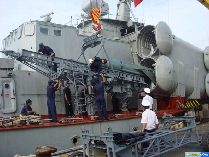 Chuẩn Đô đốc Đinh Gia Thật nói về nâng cao bản lĩnh bộ đội Hải quân - ảnh 2