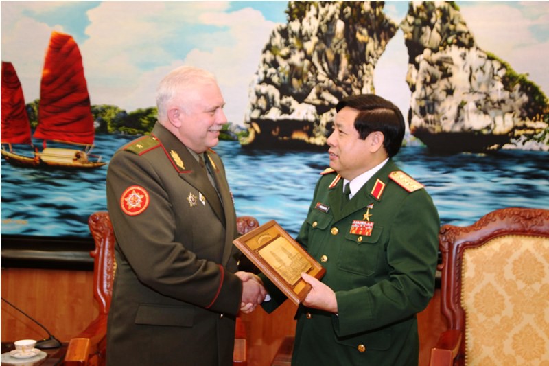 Hình ảnh tướng Cộng hoà Belarus thăm Bộ Quốc phòng Việt Nam - ảnh 7