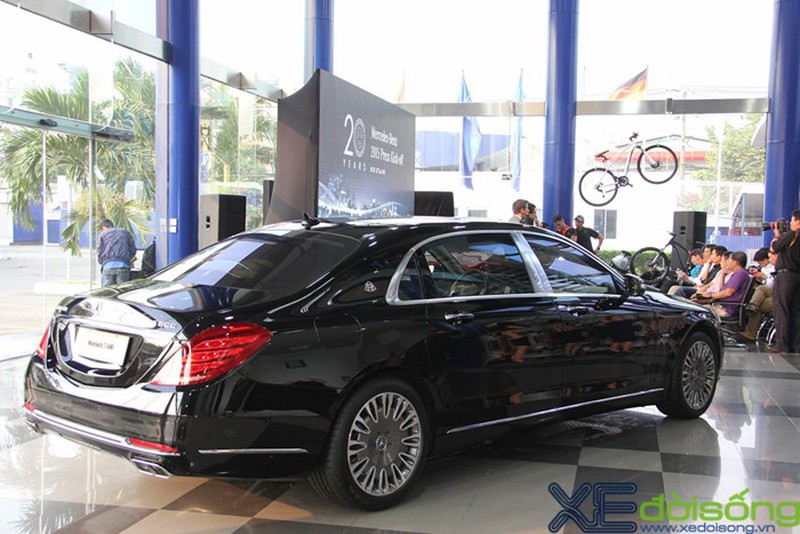 Xe sedan Mercedes đắt nhất Việt Nam vừa ra mắt - ảnh 3
