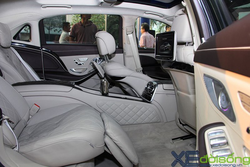 Xe sedan Mercedes đắt nhất Việt Nam vừa ra mắt - ảnh 11